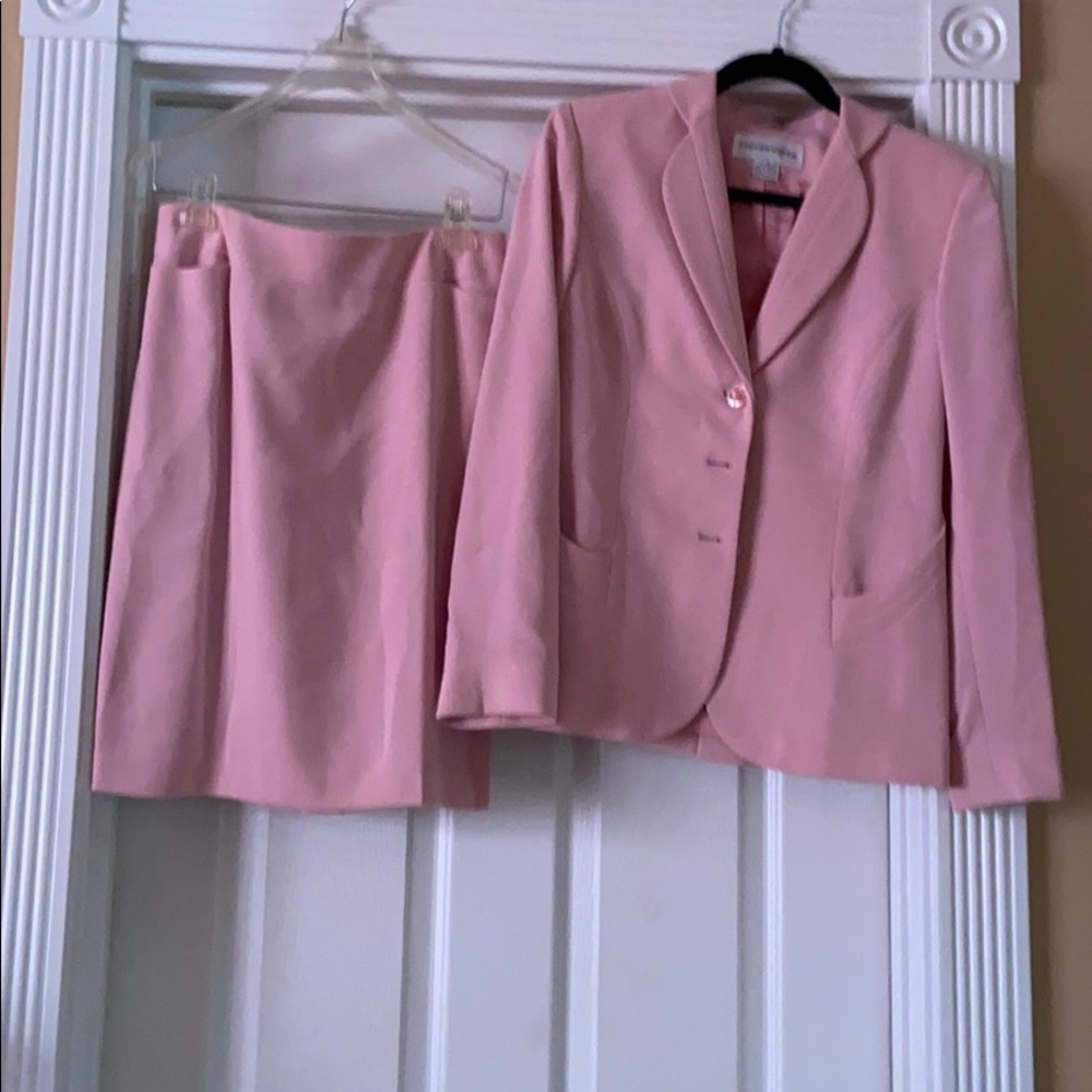 Pink suit red size 4